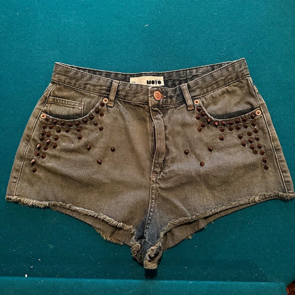 Top shop moto spiked Jean shorts size W30. Never worn